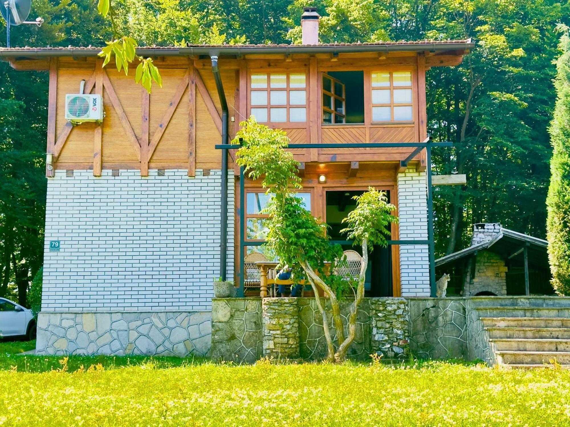 Villa Ema SJJ Eksteriør billede